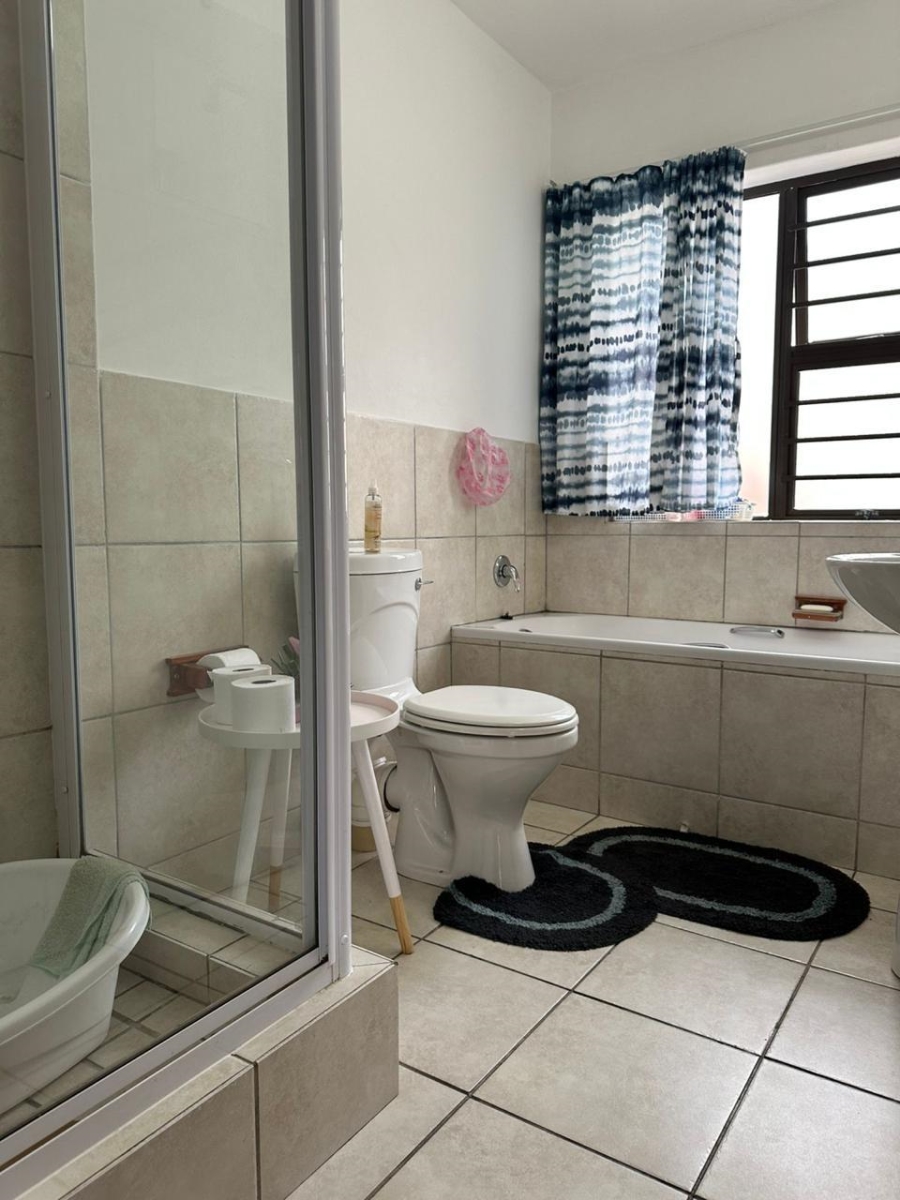 3 Bedroom Property for Sale in Burgundy Estate Western Cape